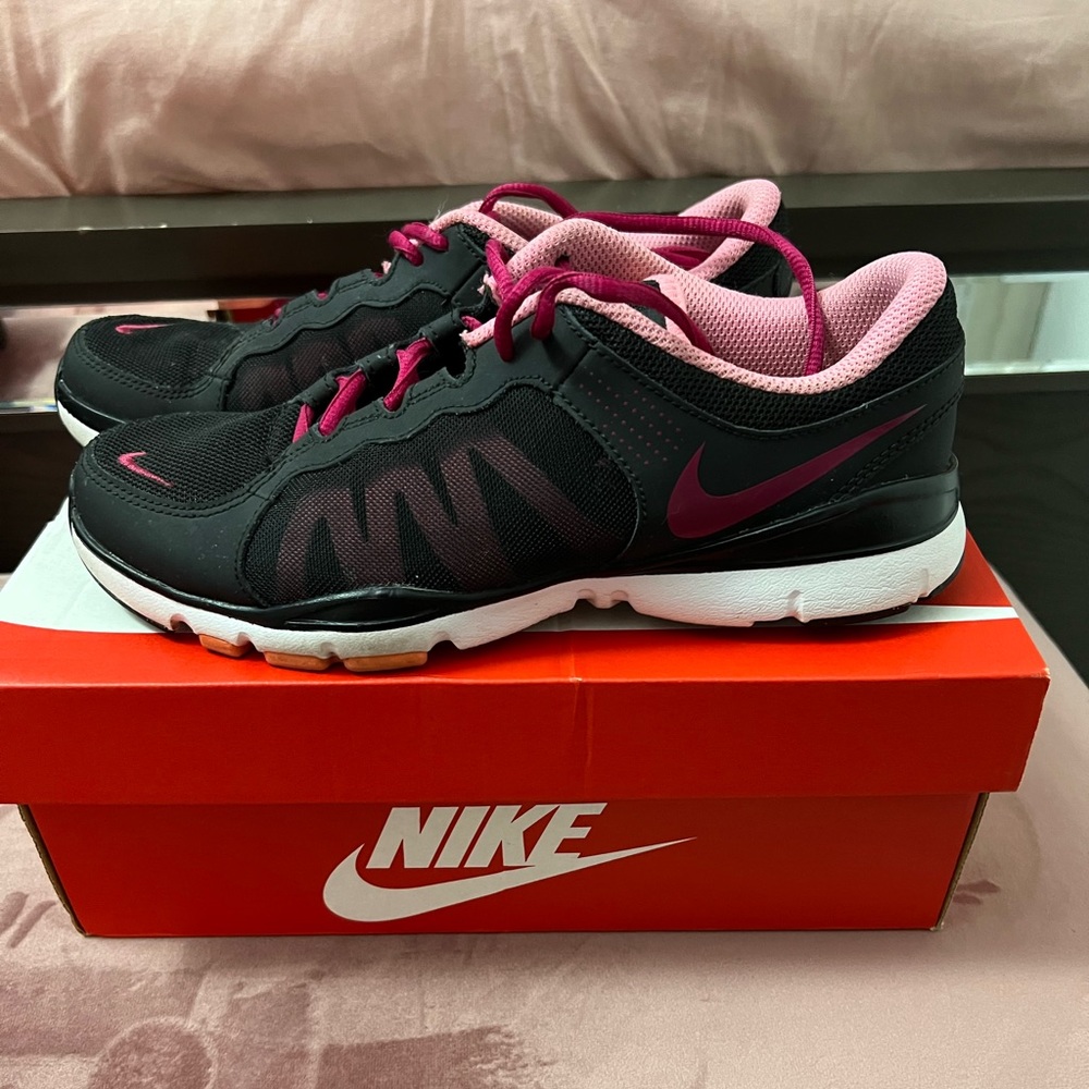 Semi new black and pink Nikes
